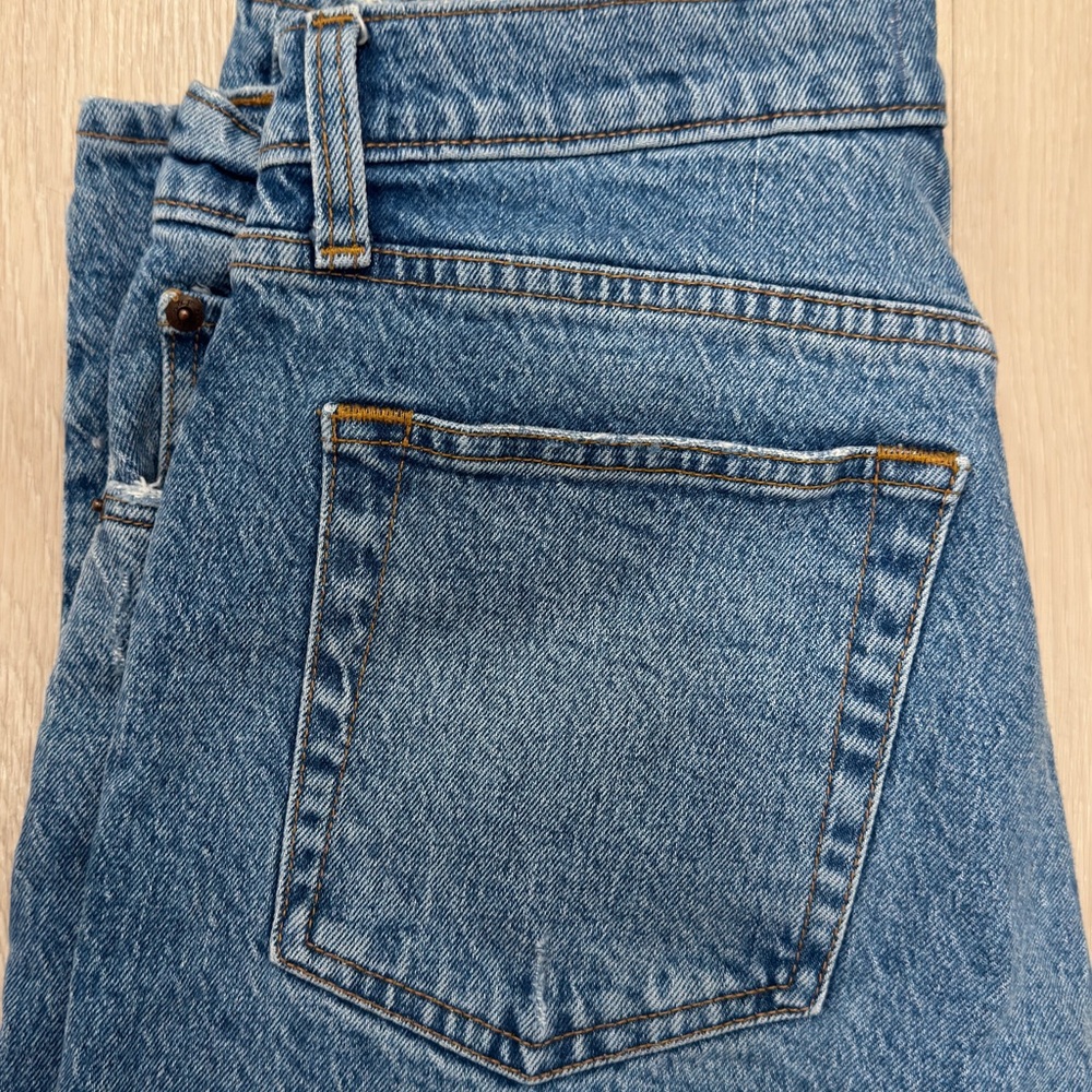 Abercrombie Curve Love Ultra High Rise 90s Jeans - 31/12S